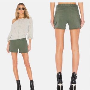 Nili lotan carpenter shorts in avocado size 4